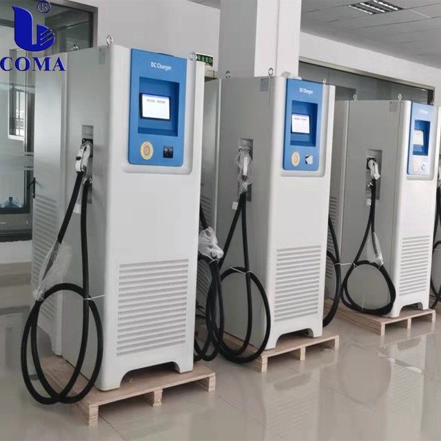 Trạm sạc DC có màn hình cảm ứng